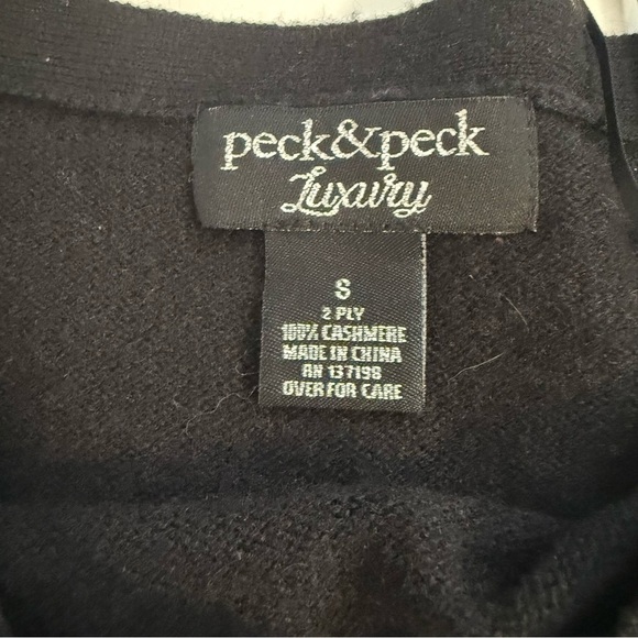 Peck & Peck Black 2 Ply Cashmere Super Soft Long Sleeve Crewneck Sweater Small - Picture 5 of 9